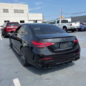 صورة 5 لـ 2023 Mercedes-BENZ C-CLASS AMG