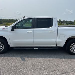 صورة 4 لـ 2020 Chevrolet SILVERADO 1500 RST