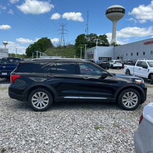 FORD EXPLORER LIMITED - 10