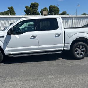 FORD F-150 XLT - 4