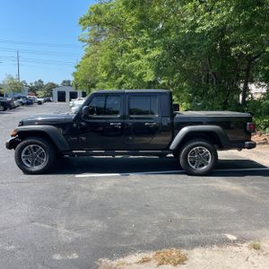 JEEP GLADIATOR SPORT - 3