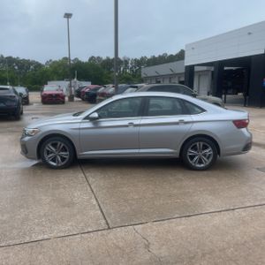 VOLKSWAGEN JETTA SE - 3