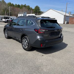 SUBARU OUTBACK BASE - 5