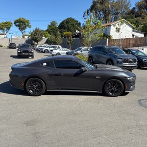 FORD MUSTANG GT - 10