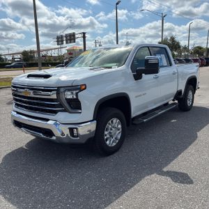 CHEVROLET SILVERADO - 1