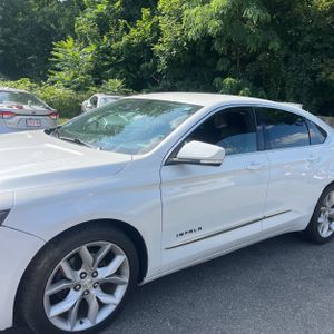2015 Chevrolet IMPALA LT 照片 2