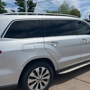 MERCEDES-BENZ GLS - 9