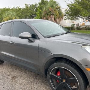 صورة مصغرة 13 لـ 2015 Porsche MACAN S