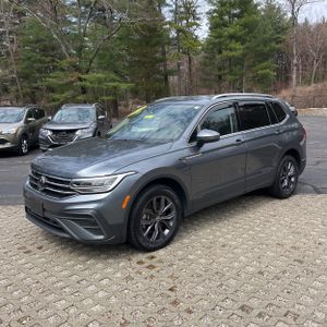 VOLKSWAGEN TIGUAN SE - 1