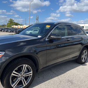 MERCEDES-BENZ GLC - 2