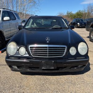 MERCEDES-BENZ E-CLASS - 10