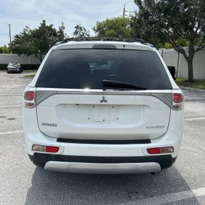 2015 Mitsubishi OUTLANDER SE — фото 7