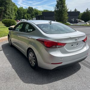 2015 Hyundai ELANTRA SE — фото 5