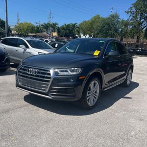 AUDI Q5 2.0T PREMIUM - 1