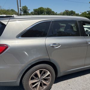 KIA SORENTO EX V6 - 9