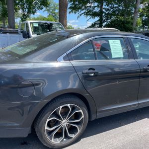 FORD TAURUS SHO - 9