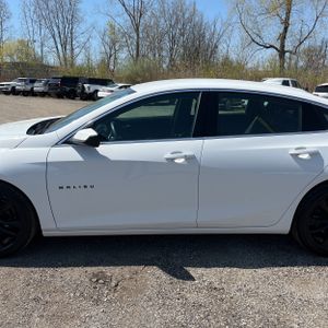CHEVROLET MALIBU 1LT - 4