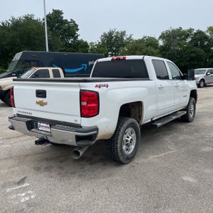 CHEVROLET SILVERADO - 6