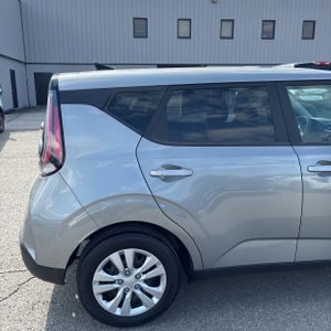 KIA SOUL LX - 9