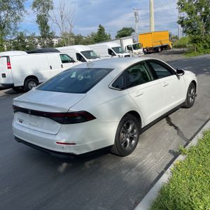 2023 Honda ACCORD EX photo 8