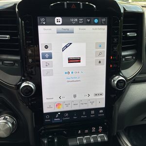 2022 RAM 1500 SPORT thumbnail 38