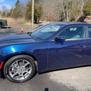 DODGE CHARGER SXT - 2