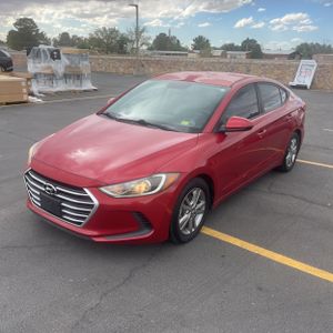 HYUNDAI ELANTRA SE - 1