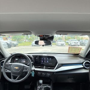 صورة 35 لـ 2025 Chevrolet TRAX LS