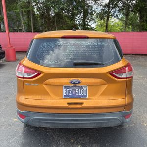 FORD ESCAPE S - 7