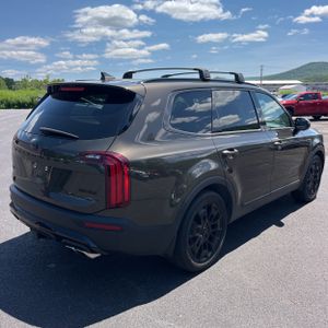 صورة 8 لـ 2021 KIA TELLURIDE SX