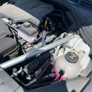 صورة 47 لـ 2025 Genesis GV70 2.5T STANDARD