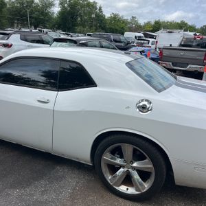 DODGE CHALLENGER R/T - 6
