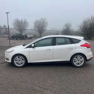 FORD FOCUS TITANIUM - 3