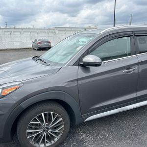 HYUNDAI TUCSON LIMITED - 2
