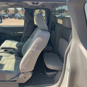 2013 Nissan FRONTIER S thumbnail 33