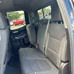 2020 Chevrolet SILVERADO 1500 RST 照片 34