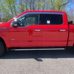 FORD F150 XLT - 4