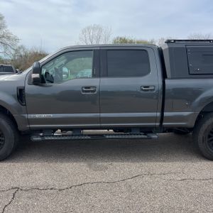FORD F-250 SUPER DUTY LARIAT - 4