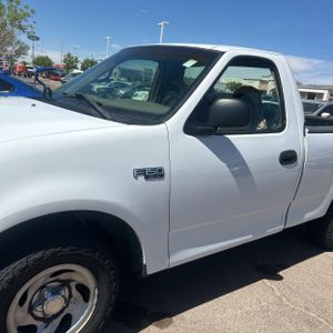 FORD F-150 XL - 2