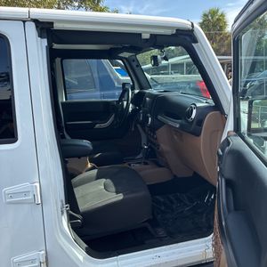 2015 JEEP WRANGLER UNLIMITED SAHARA — фото 31