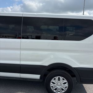 FORD TRANSIT-350 PASSENGER V. XLT - 6