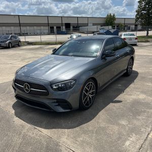 MERCEDES-BENZ E-CLASS - 1