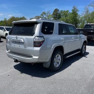 TOYOTA 4RUNNER - 8