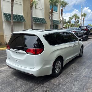 صورة 8 لـ 2018 Chrysler PACIFICA TOURING L