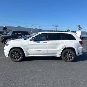 JEEP GRAND CHEROKEE LIMITED X - 3