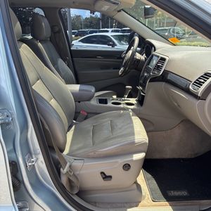 صورة مصغرة 33 لـ 2012 JEEP GRAND CHEROKEE LAREDO