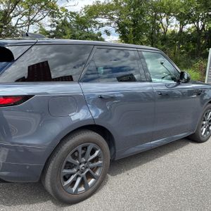 صورة 9 لـ 2024 LAND Rover RANGE ROVER SPORT P400 DYNAMIC SE