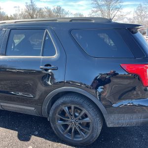 FORD EXPLORER XLT - 6