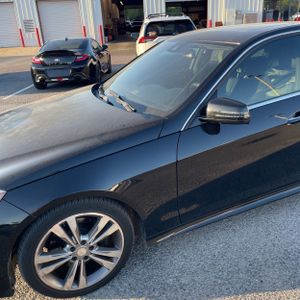 MERCEDES-BENZ E-CLASS - 2