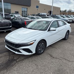 HYUNDAI ELANTRA SEL - 1